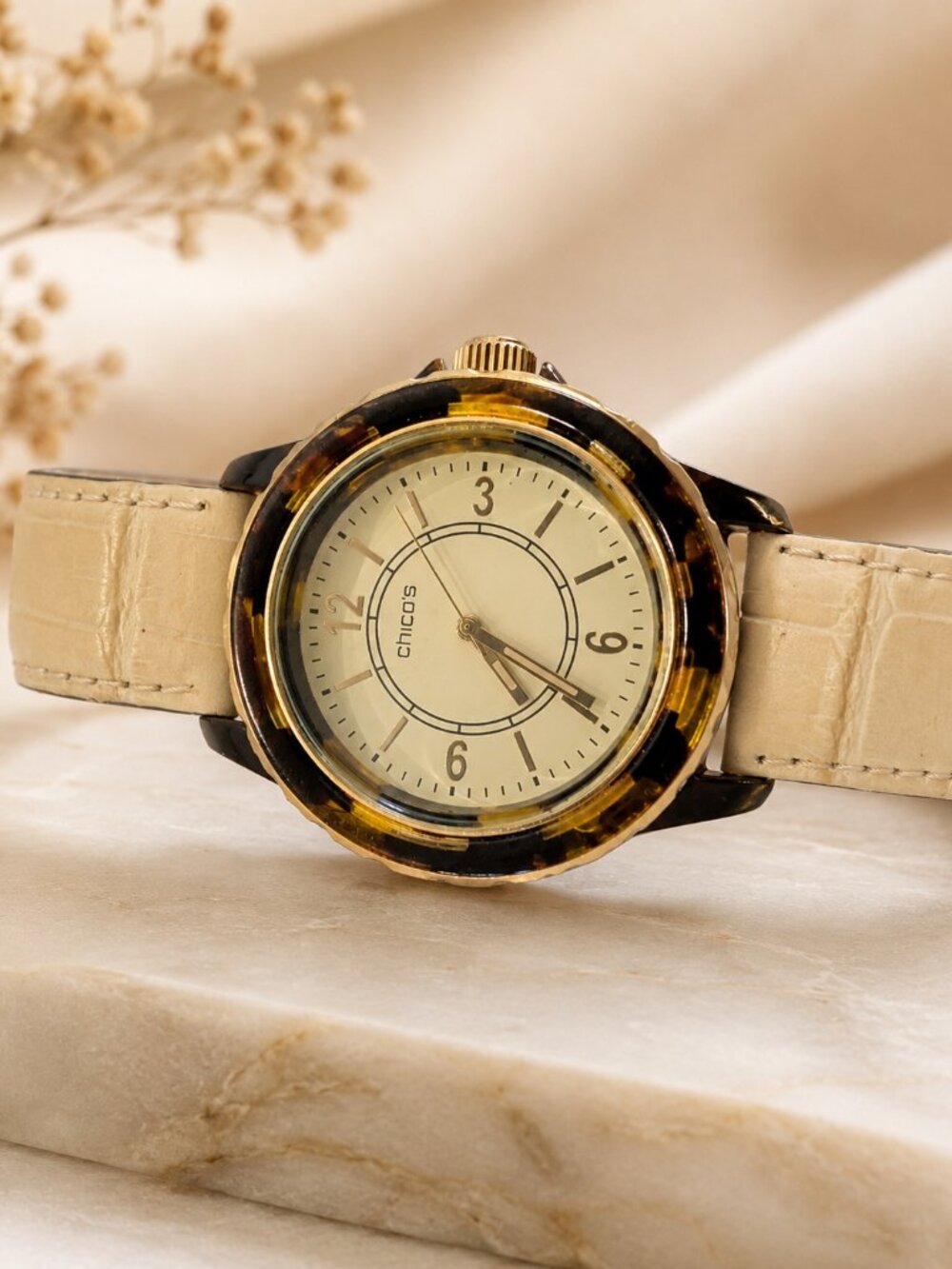Chico’s Tortoiseshell Bezel Watch – Beige/Cream Band – Excellent Condition